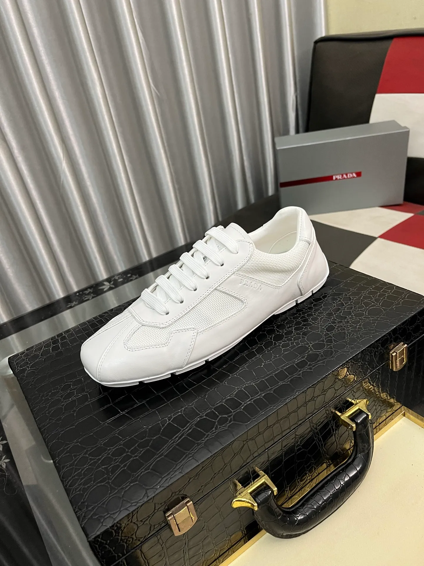 Men's men's shoes 💰458⌚️⌚️prada: new spring and summer casual shoes, sports sneakers, fabric: imported cowhide, lining: original lining, sole: original sole, size: 38-444️⃣colors available